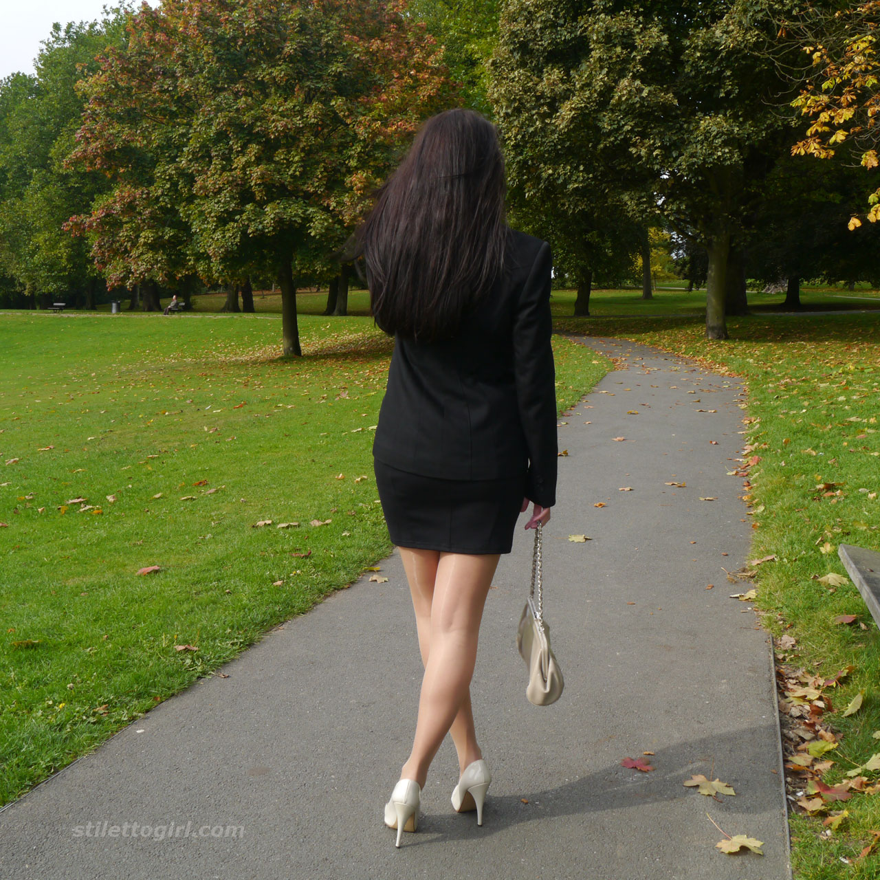 secretary in heels and nylons