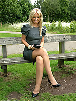 teen secretary in heels and nylons