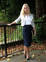 office slut in pumps and pantyhose